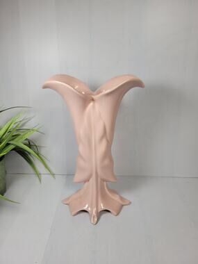 Vintage Camark Pink Calla Lily Vase 598 10.5" MCM Art Deco Ceramic small chip
